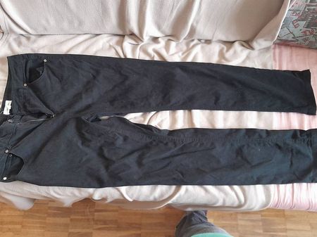 Hose schwarz gr. 30