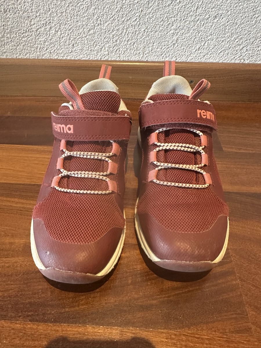 Reima Schuhe für Jungen: Reima Turnschuhe Gr. 33 – Gebraucht aus Glattpark(Opfikon) von Glatt19