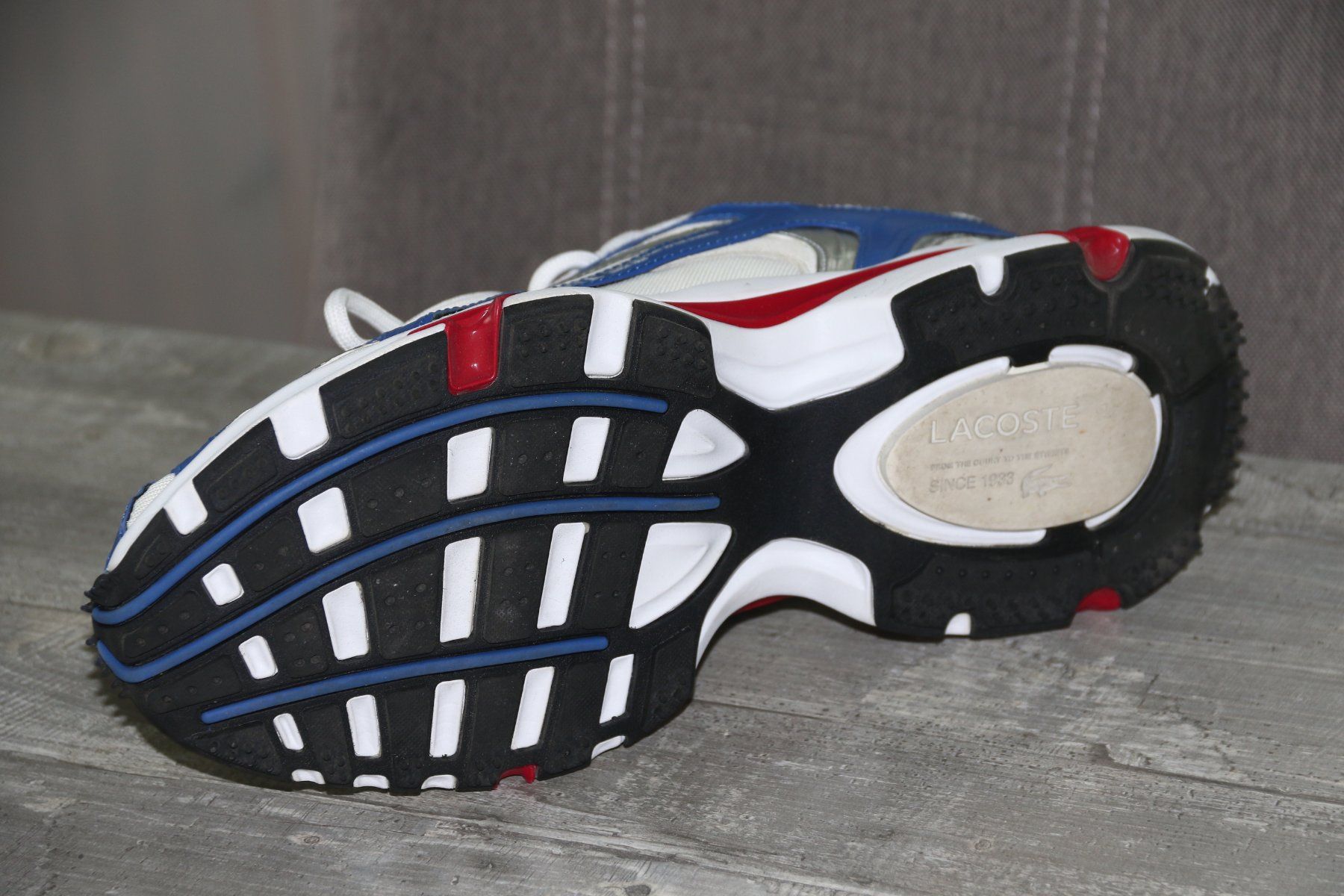 Lacoste Scarpe da uomo: Wunderschöne Schuhe von Lacoste eher Gr.43 wie neu – Nuovo (secondo la descrizione) da Oberwil-Lieli venduto da Svetlana28 7