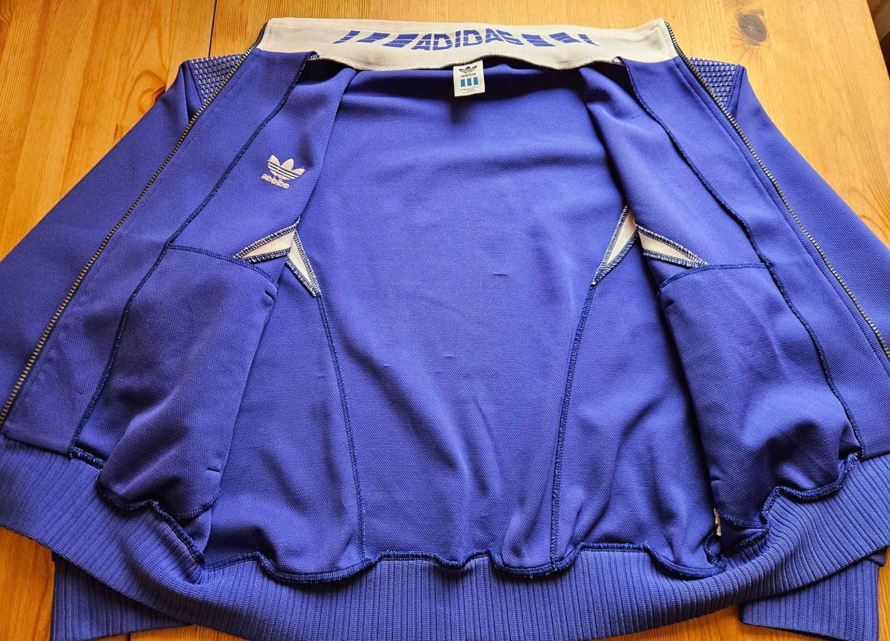 Adidas Giacche: Jacke adidas X Descente Grösse M retro Pullover – Usato da Hägglingen venduto da United-Village-Trade 4