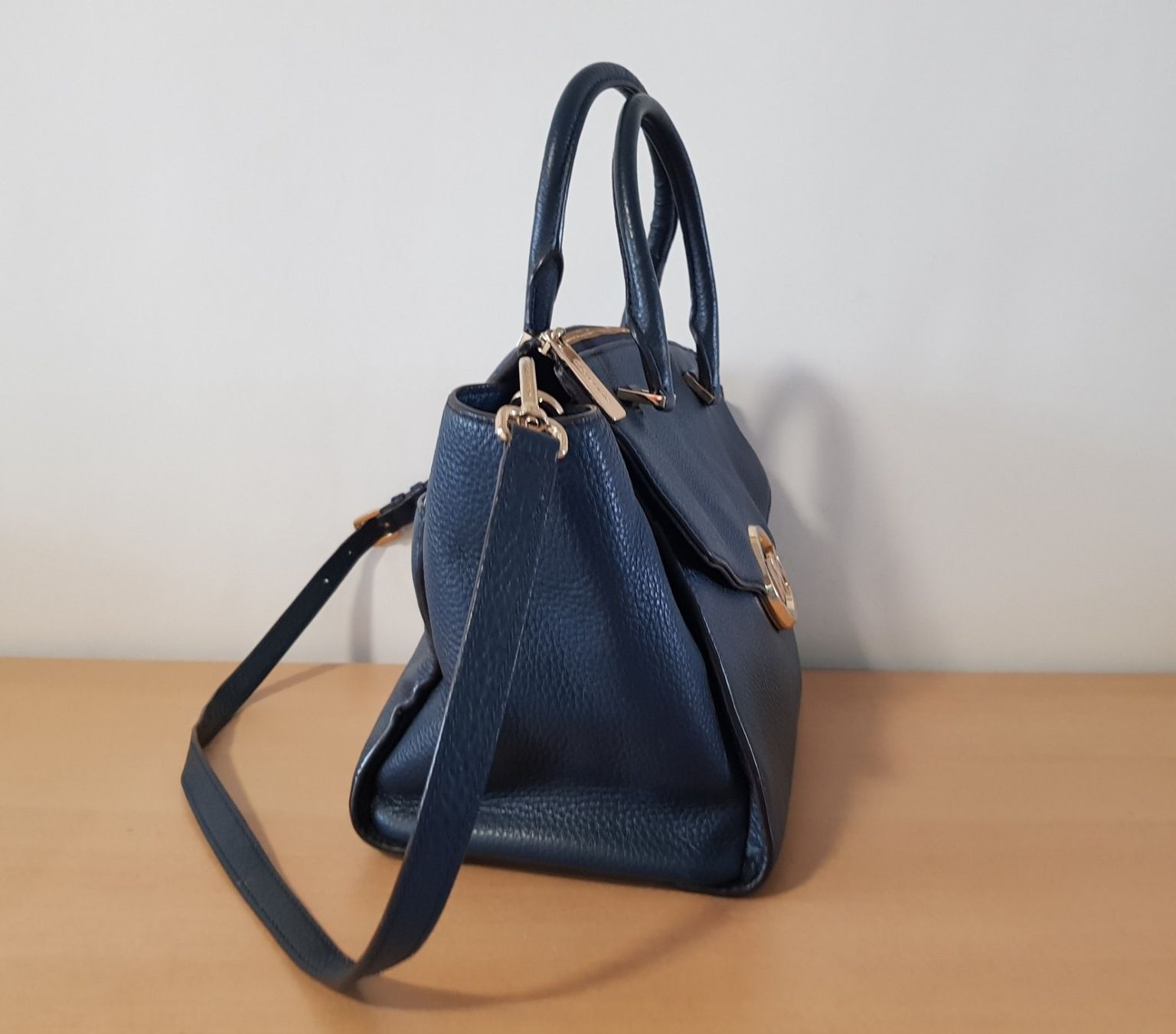 Michael Kors Taschen für Damen: Michael Kors Leder Handtasche – Gebraucht aus Basel von Birs868 2