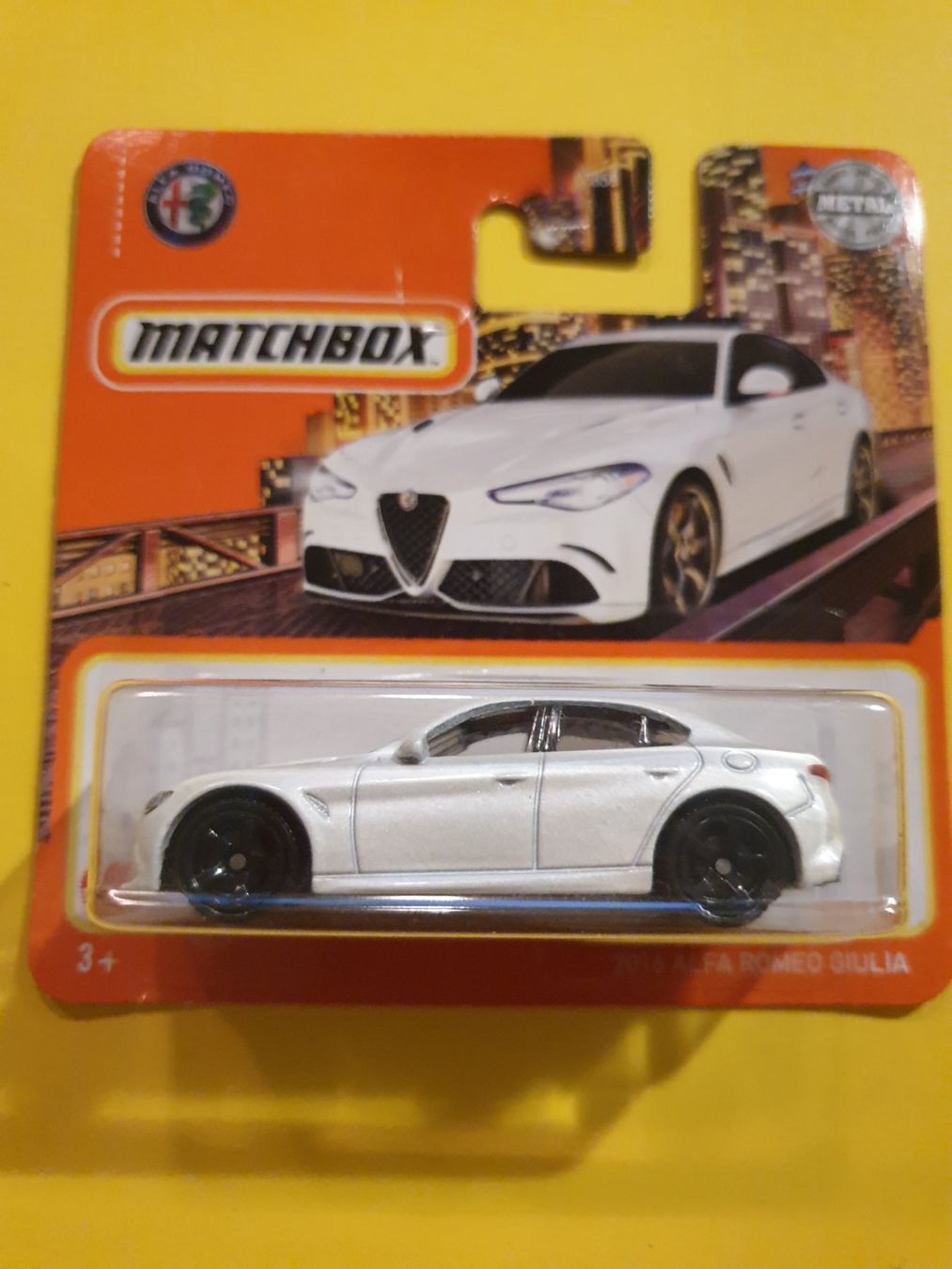 Matchbox Voitures modèles: Matchbox 2016 ALFA ROMEO GIULIA – Neuf avec emballage d'origine à Oftringen par Rotor 1