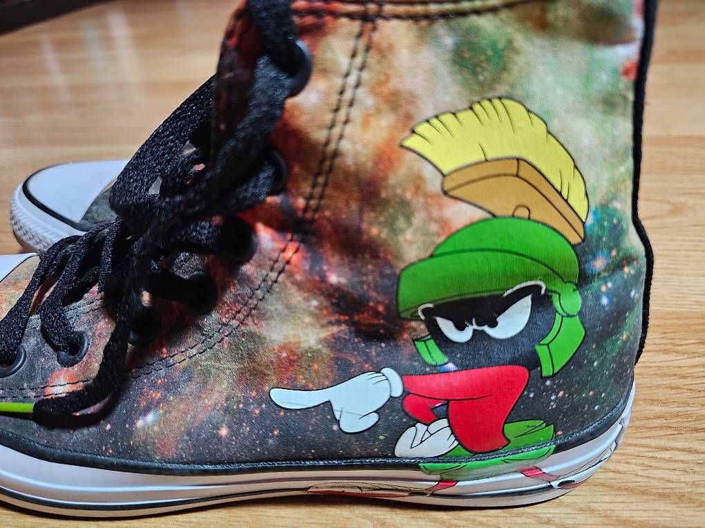 Converse Herrenschuhe: Converse Looney Tunes – Gebraucht aus Würenlingen von lionhill77 2
