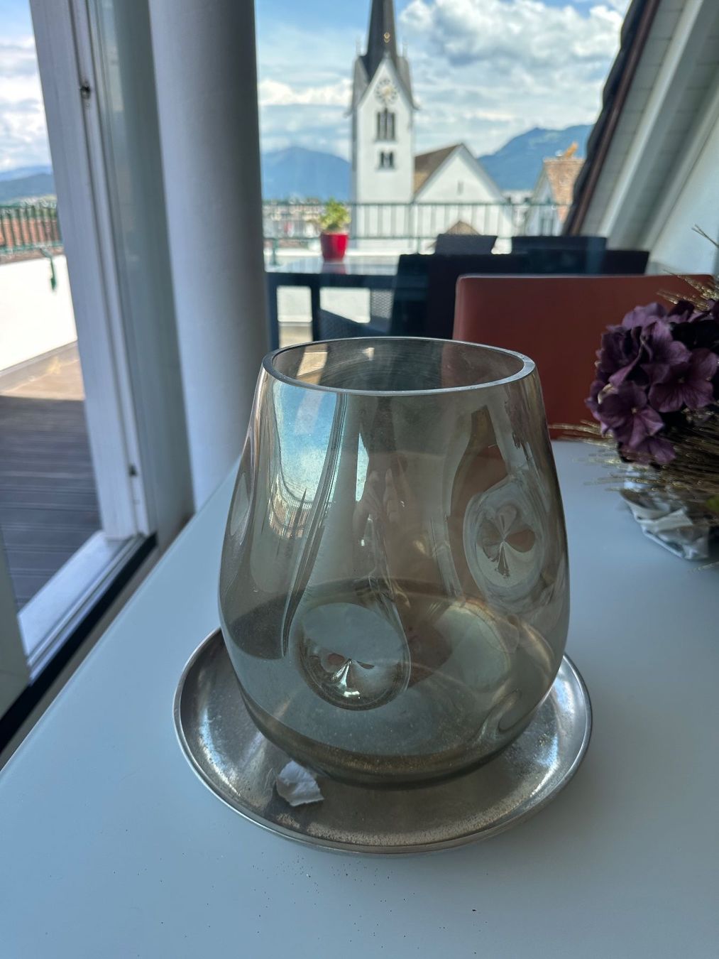 Vasi & Recipienti: Schöne Vase mit Blumen und Ständer – Usato da Altendorf venduto da privateclient 2