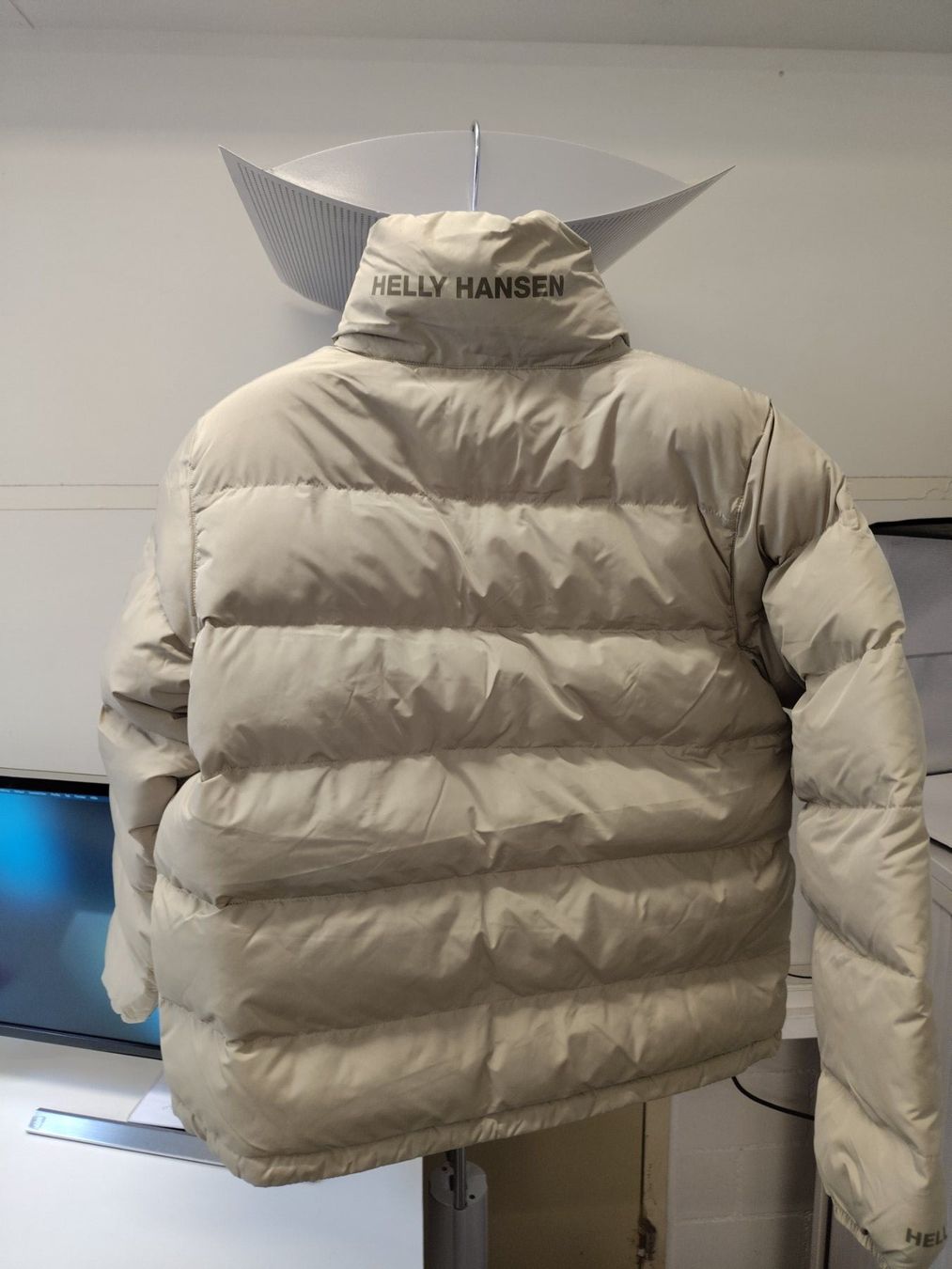 Giacche: Helly Hansen - 23 Reversible Puffer Gr. M – Nuovo e nell'imballaggio originale da Dällikon venduto da Retouren_Resale 1