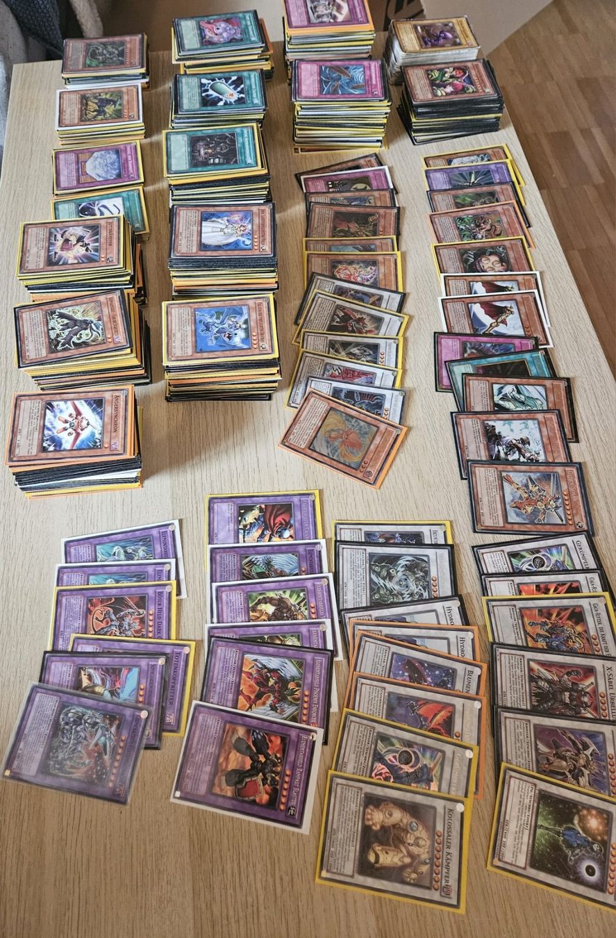 Yugioh Sammelbilder & Trading cards: Yu-Gi-Oh! Karten zu verkaufen – Gebraucht aus Triengen von and_9gfc 1