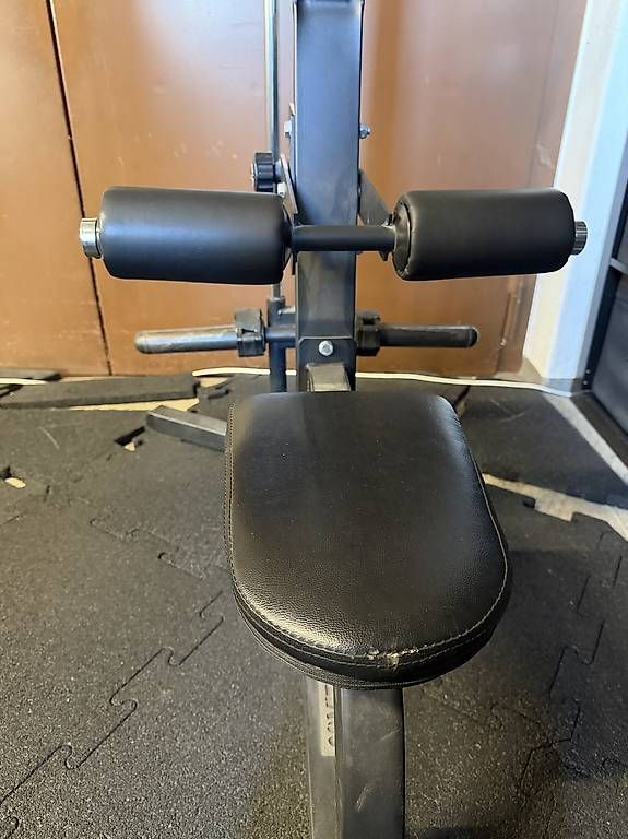 Vélos d'appartement: Lat Pulldown / Cable Row Kombimaschine – D'occasion à Luzern par Elemental 1