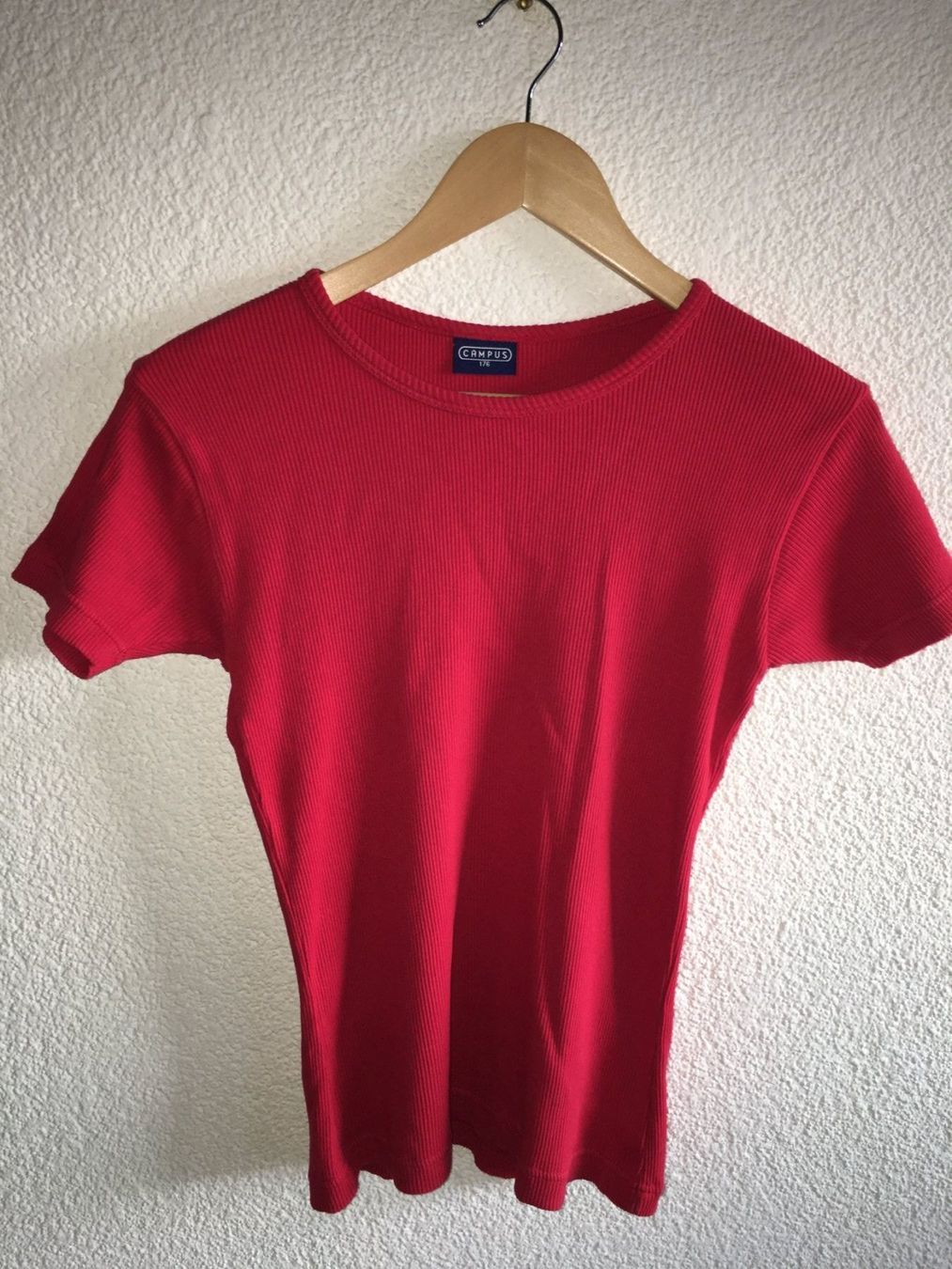 Camicette, T-shirt & Top: CAMPUS T-Shirt, Gr. 176, rot – Usato da Arni AG venduto da Mimo007