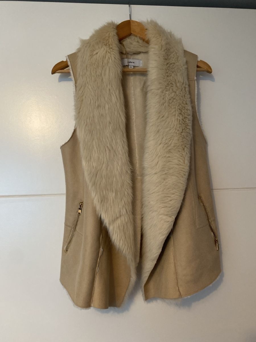 Zebra Gilet & Giacche senza maniche: Zebra Weste beige Kunstleder Grösse L  – Usato da Alpnach Dorf venduto da melbb