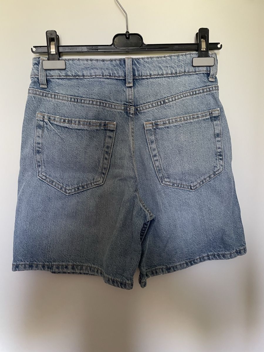 Zara Jeans: Shorts denim – Usato da Nottwil venduto da rah_8xqg 1