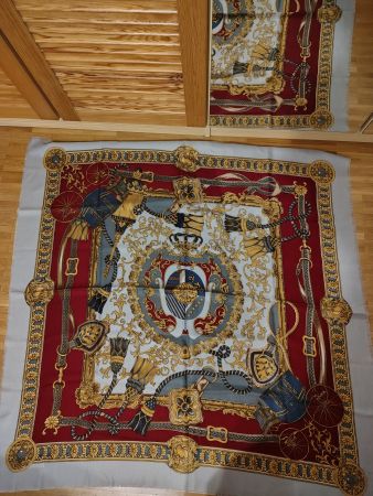 Vintage Foulard aus Erbschaft