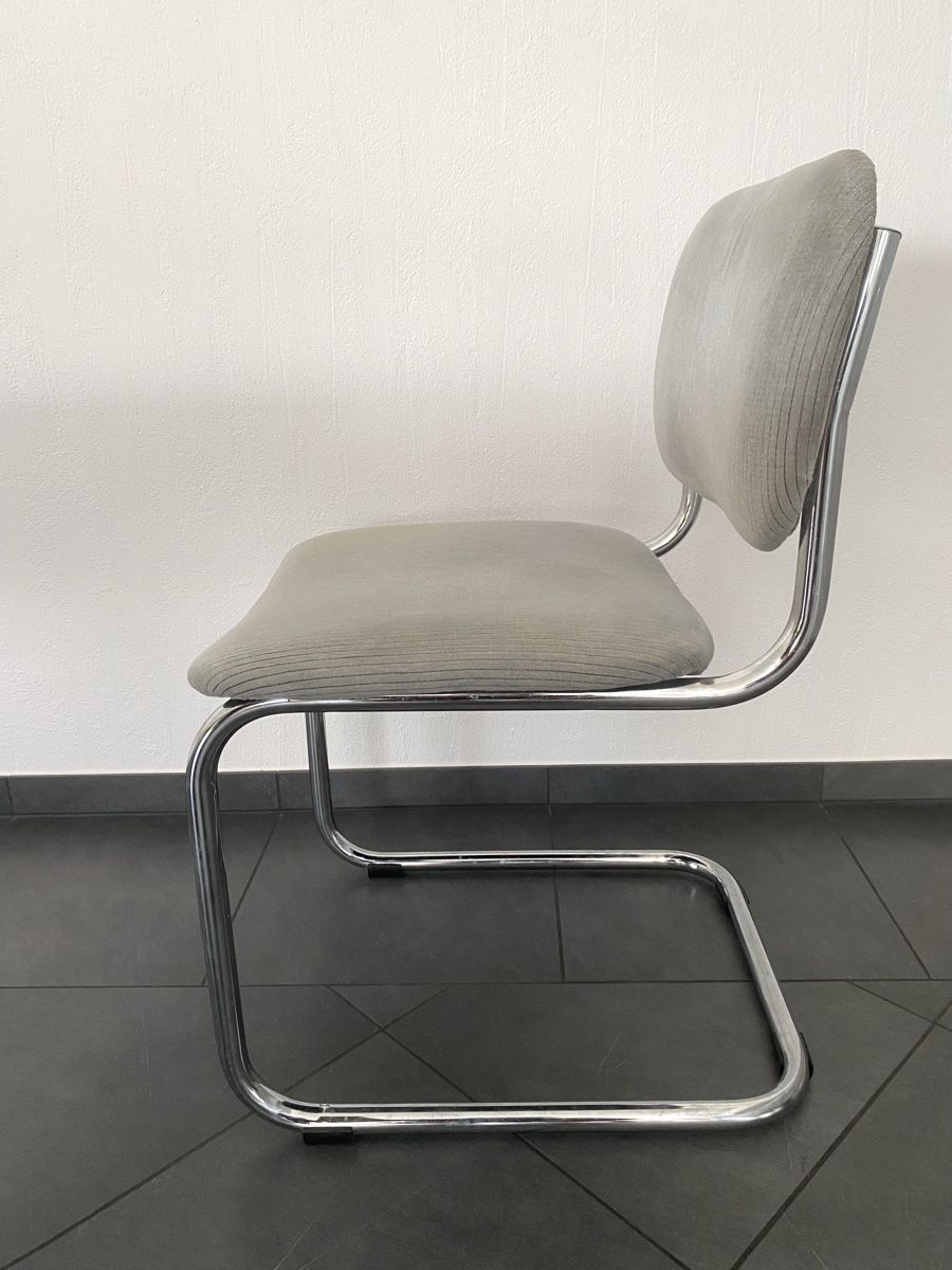 Chaises: Design Freischwinger Stühle Chairs – D'occasion à Olten par sportwelt 7