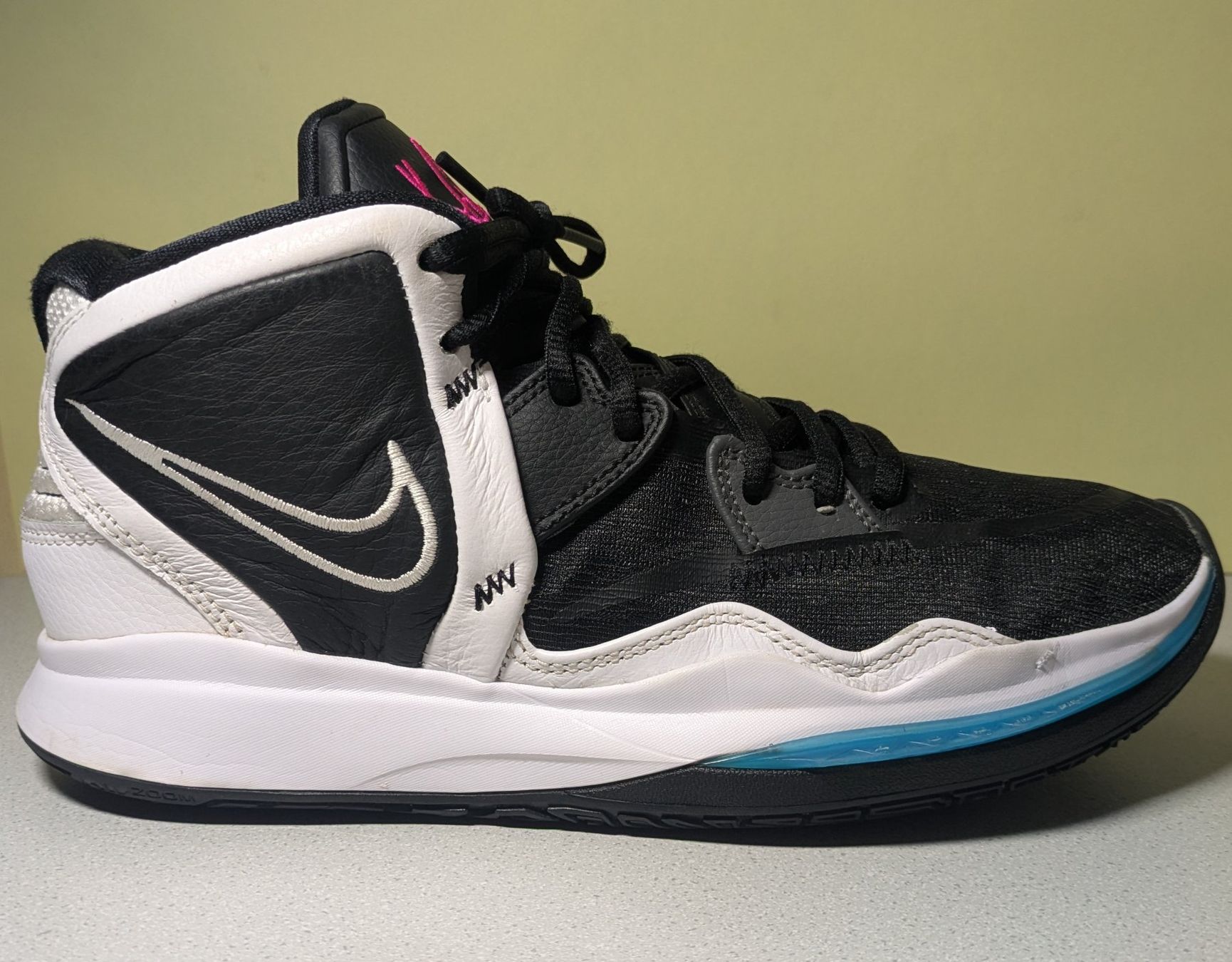 Nike Scarpe da uomo: Nike Kyrie Infinity South Beach Gr.41 – Usato da Bubikon venduto da el-ectronico 6