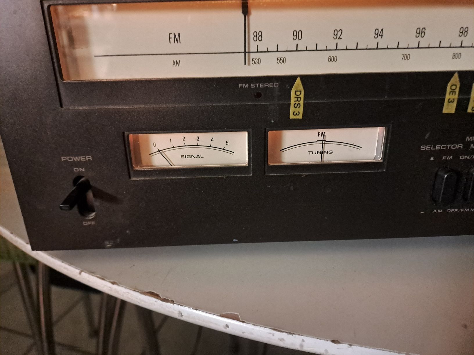 Technics Radio: Technics FM/AM STEREO TUNER ST - 7300 K – Usato da Uetendorf venduto da Essiggurken 2