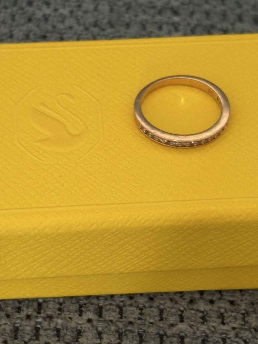 Swarovski Anelli: Swarovski bague avec cristaux – Usato da Peseux venduto da Huna12 1