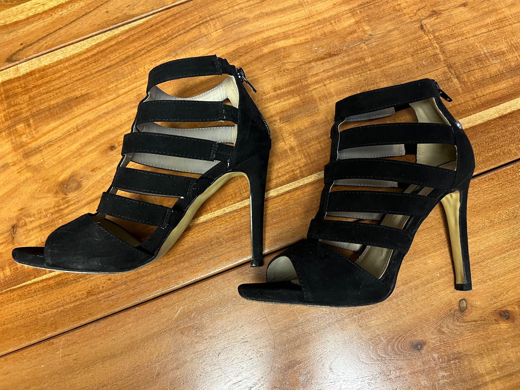 Damenschuhe: High Heels schwarz – Gebraucht aus Bassersdorf von m.vontobel 1