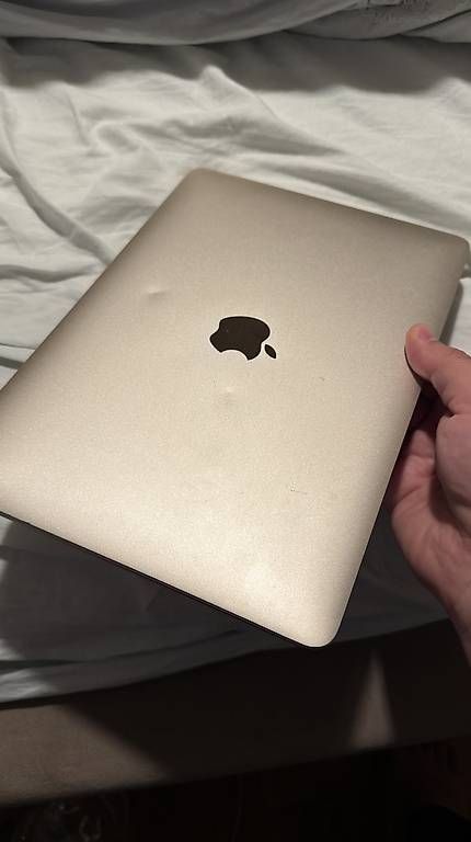 Apple Notebook: Macbook Retina 12 2015 Core M – Usato da Spreitenbach venduto da Benutzer007 2