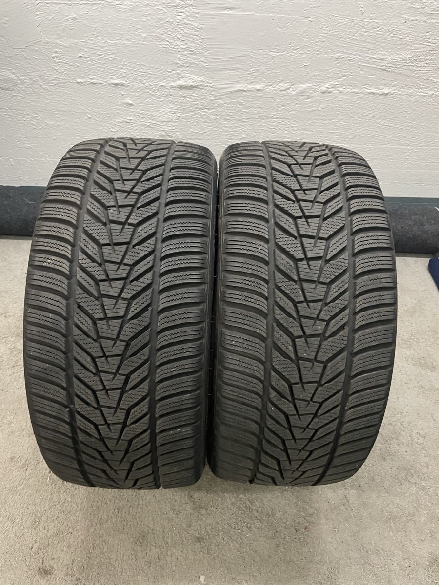 Pneumatici & Ruote complete: 2x Hankook Winterpneu 245/35R19 – Usato da Sirnach venduto da MotionModular