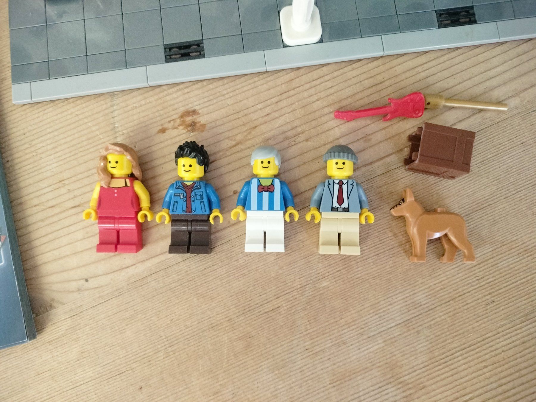 Lego Jouets: Lego Creator Expert 10246 Detective Office Modular ab 1.- – D'occasion à Wil SG par RoyalBricks 2