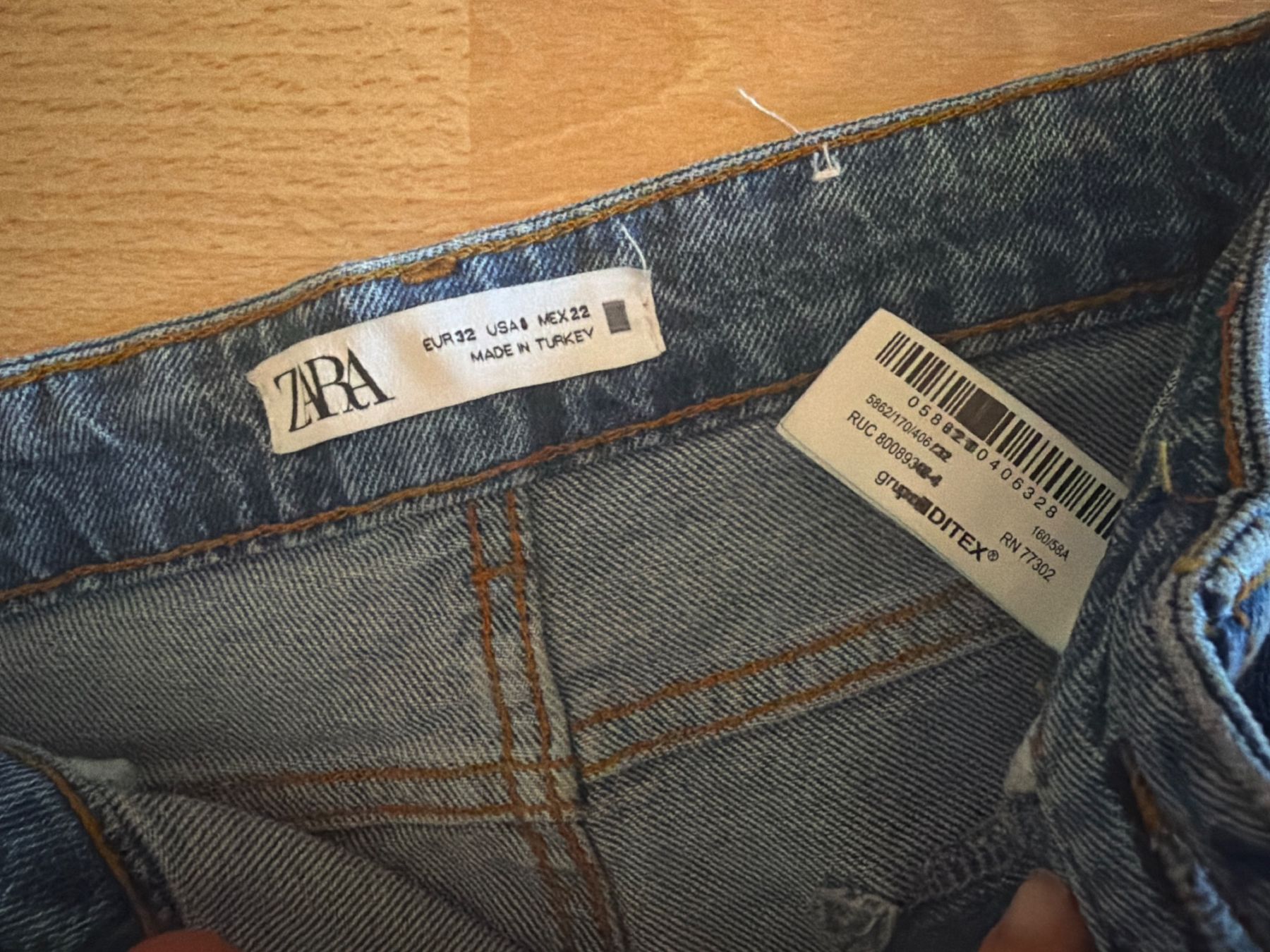 Zara Jeans: Zara Jeans Grösse 32 Neu – Usato da Kaisten venduto da paw_pk7d 1
