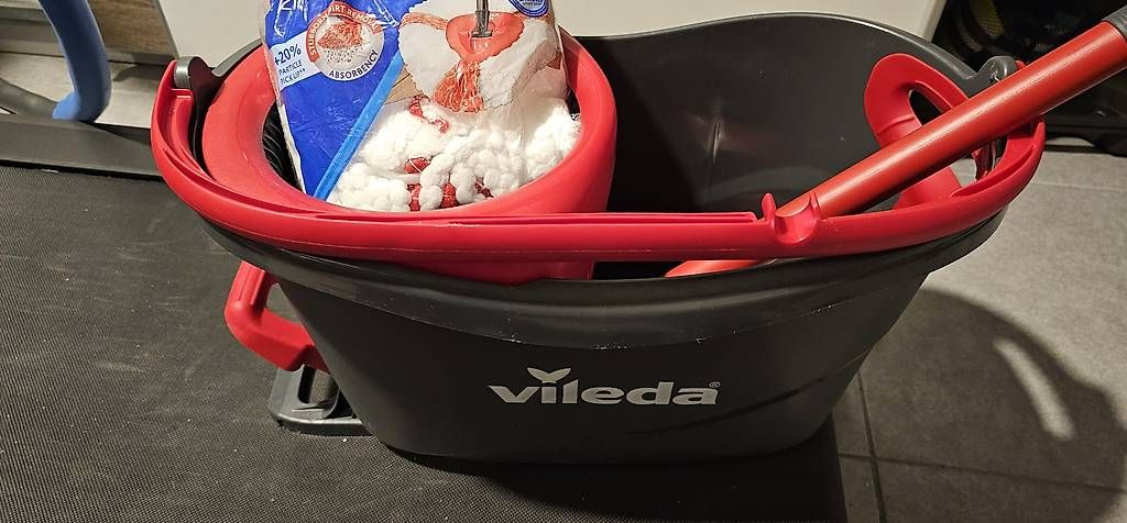 Altro in Apparecchi per la pulizia: Vileda - Wischmopp Turbo Komplett Set – Usato da Rorbas venduto da philips1