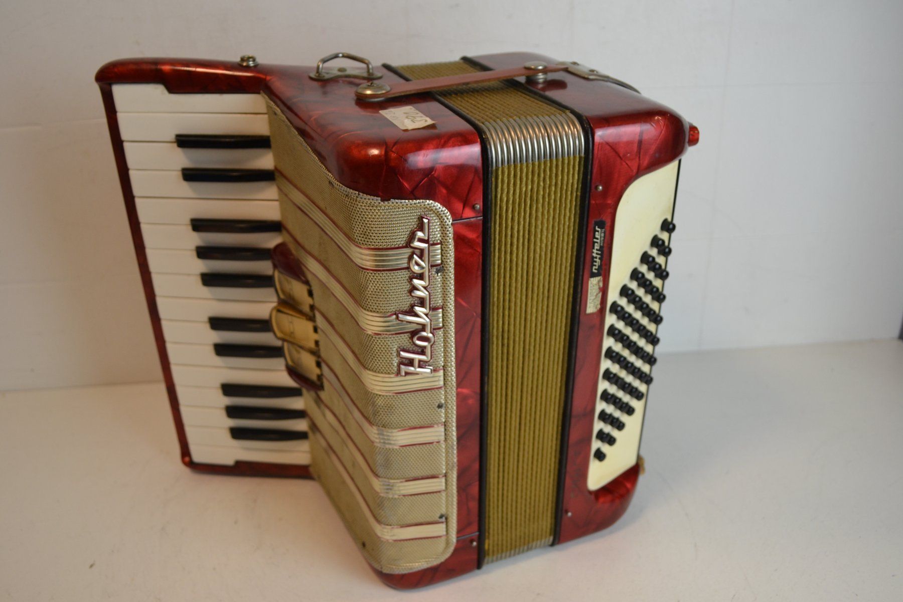 Hohner Strumenti musicali: Akkordeon chromatisch Hohner Concerto I – Usato da Zürich venduto da Brockito 7
