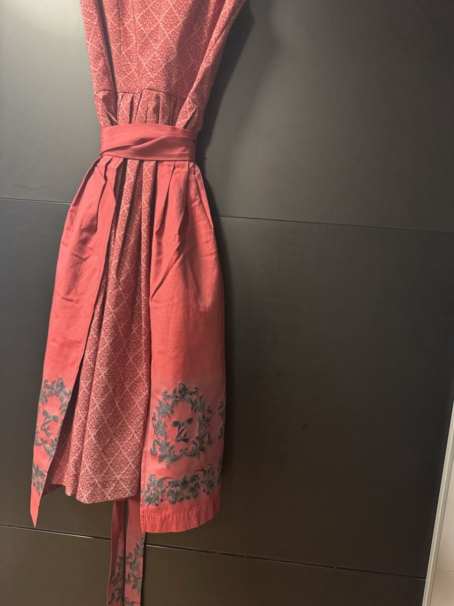 Kleider: Dirndl – Gebraucht aus Saas im Prättigau von Holliwood 2
