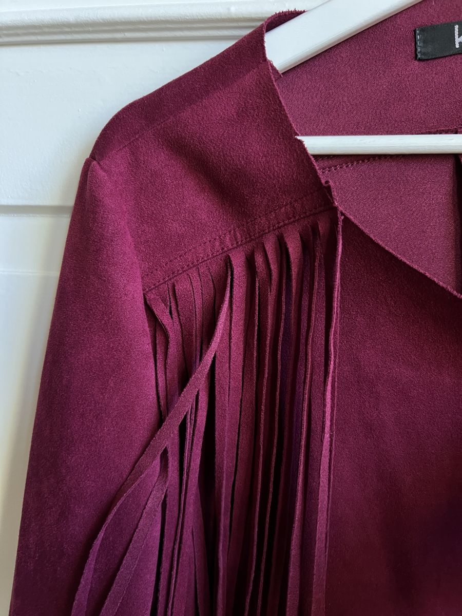 Giacche: Fringe Jacket in Burgundy – Usato da Zürich venduto da Mirouch 1