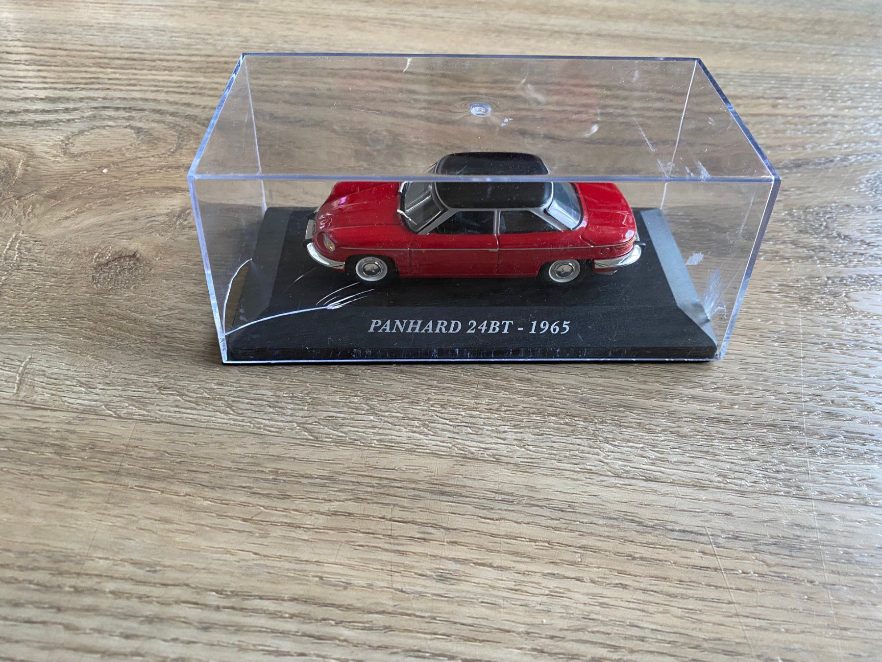 Modellautos: Set 8 voitures/ autos Studio Jacobs 1:43 NEW – Neu (gemäss Beschreibung) aus Morges von 4WLS 4