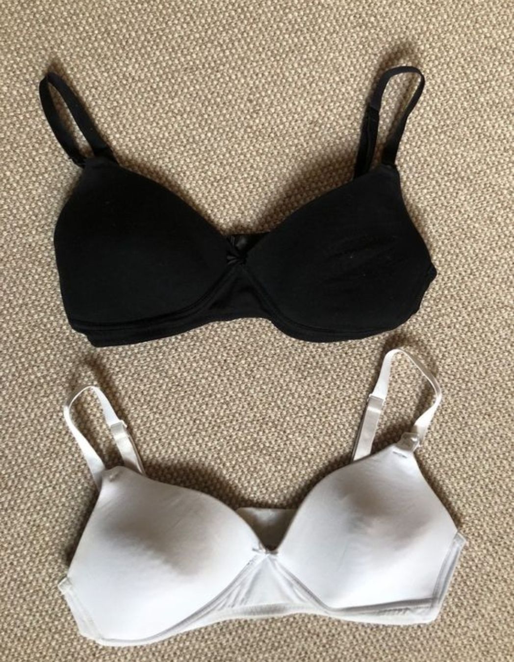 H&M Altra biancheria intima: 2 Still-BH von H&M 85B – Usato da Oberrieden venduto da smarties949