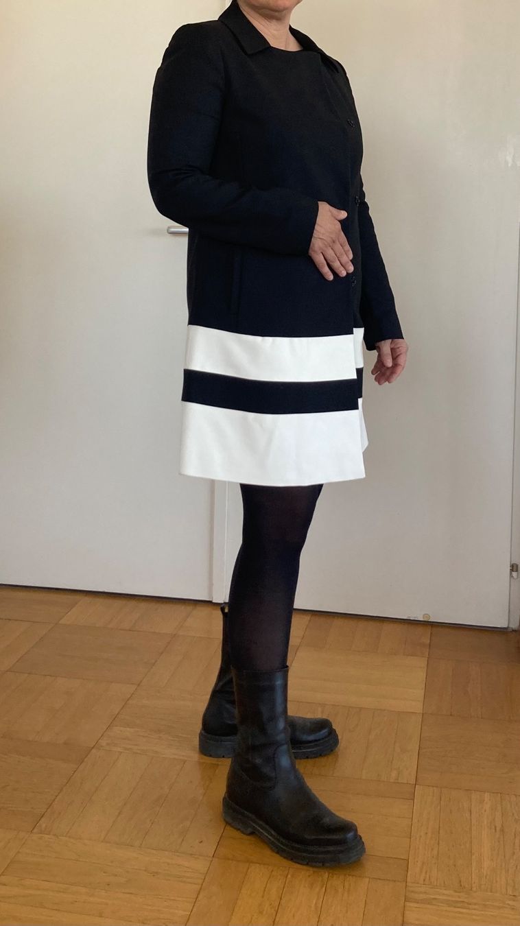 Cappotti: Trench black&white Intrend – Nuovo (secondo la descrizione) da Chêne-Bougeries venduto da GiovannaDiLoreto