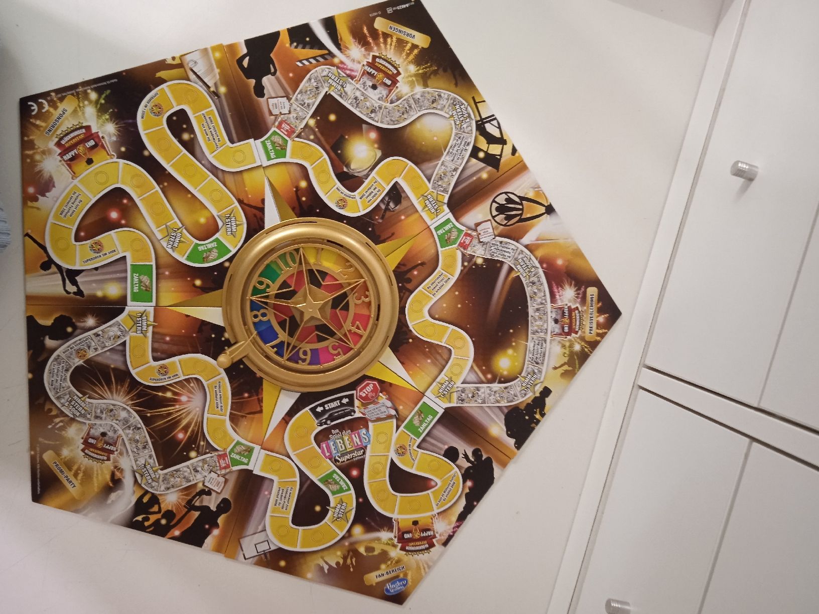 Hasbro Giochi: Das Spiel des Lebens SUPERSTAR EDITION!! – Usato da Uster venduto da NEVERLASTTRADING 4