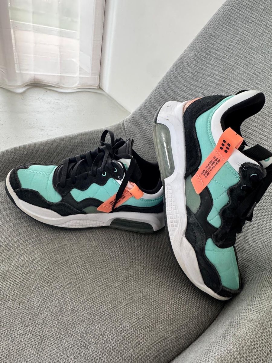 Nike Scarpe da uomo: Nike Taille 44  – Usato da Bulle venduto da Marjory