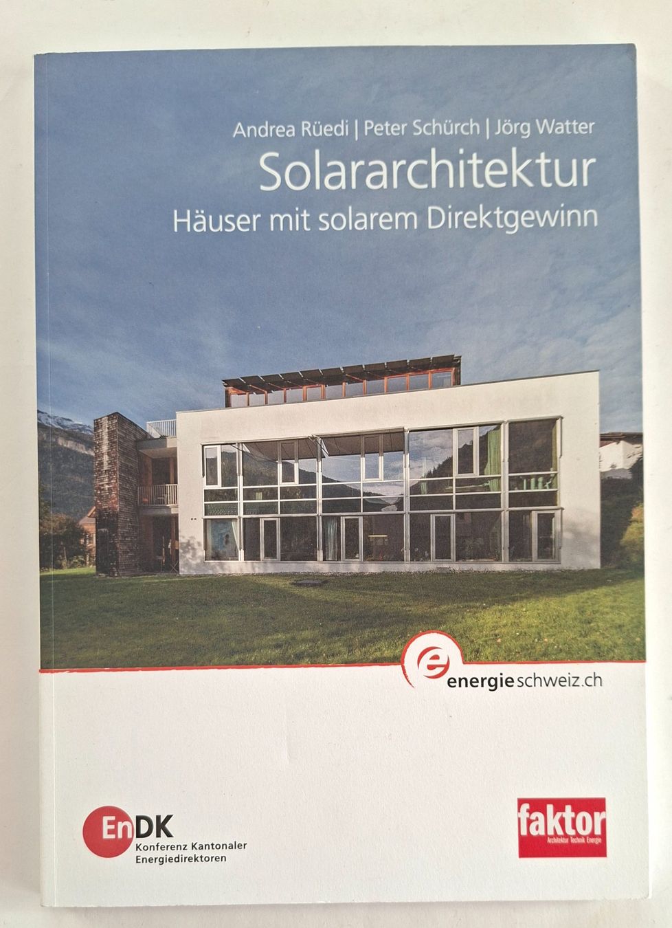 Libri: Solararchitektur - Häuser mit solarem Direktgewinn – Usato da Opfikon venduto da Diversamente