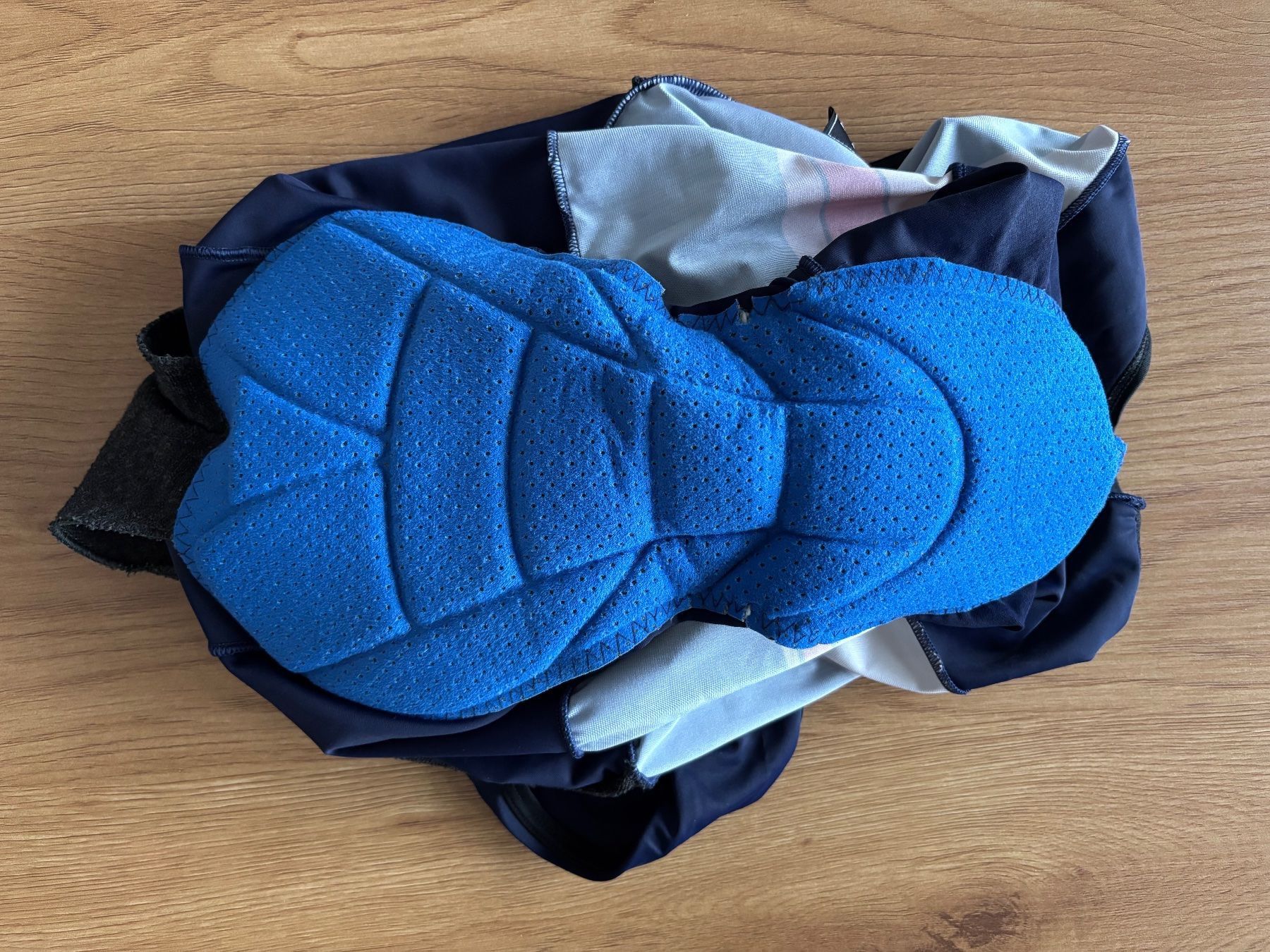 Pantaloni: Cuissard cycliste rétro AESSE – Usato da Nidau venduto da fra27 3