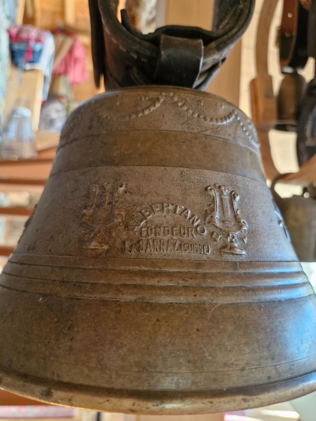 Glocken & Treicheln: Glocke Treichel – Gebraucht aus Guarda von rue_bpd7 3