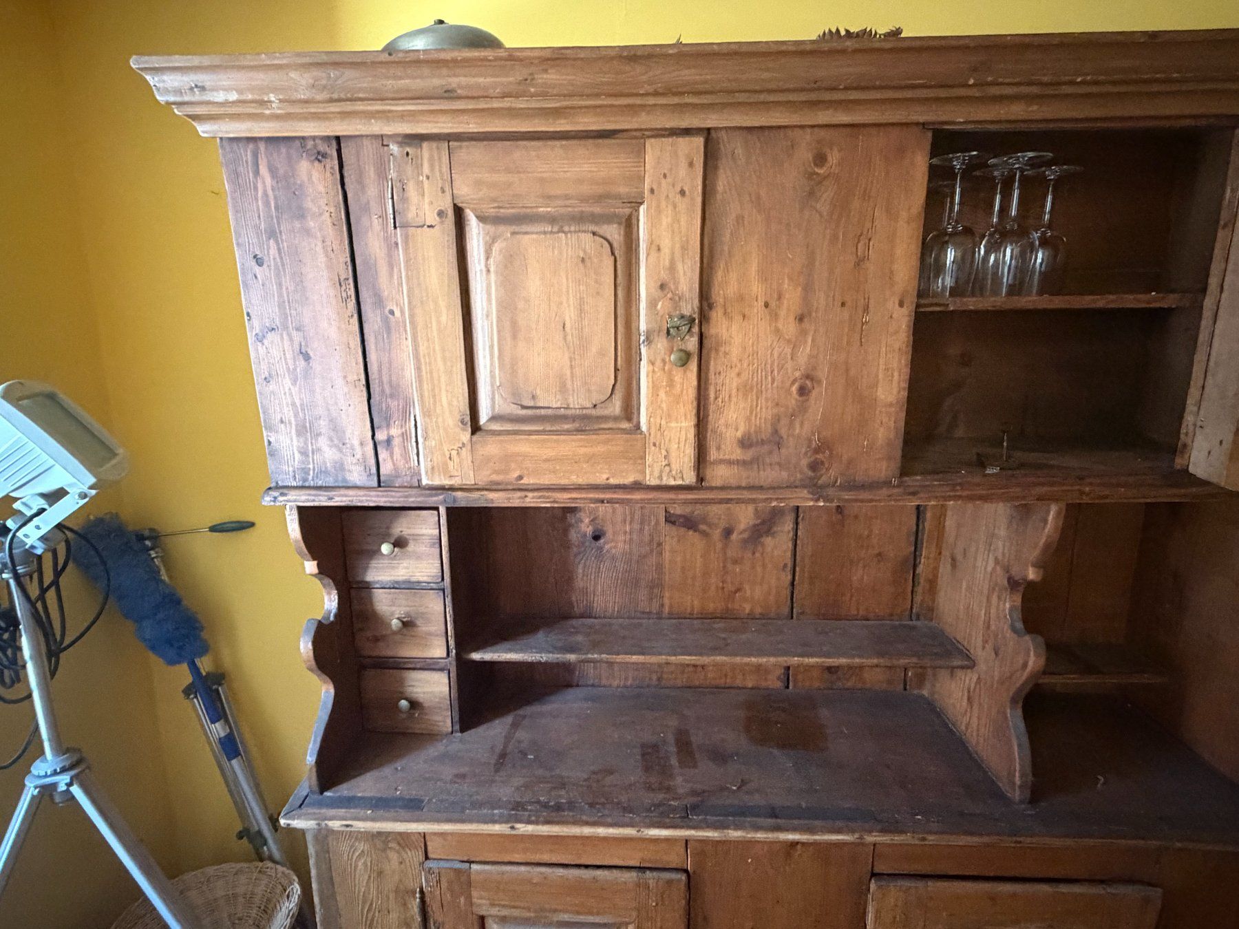 Credenze: Buffet Antik – Usato da Brügg BE venduto da crocodile63 2