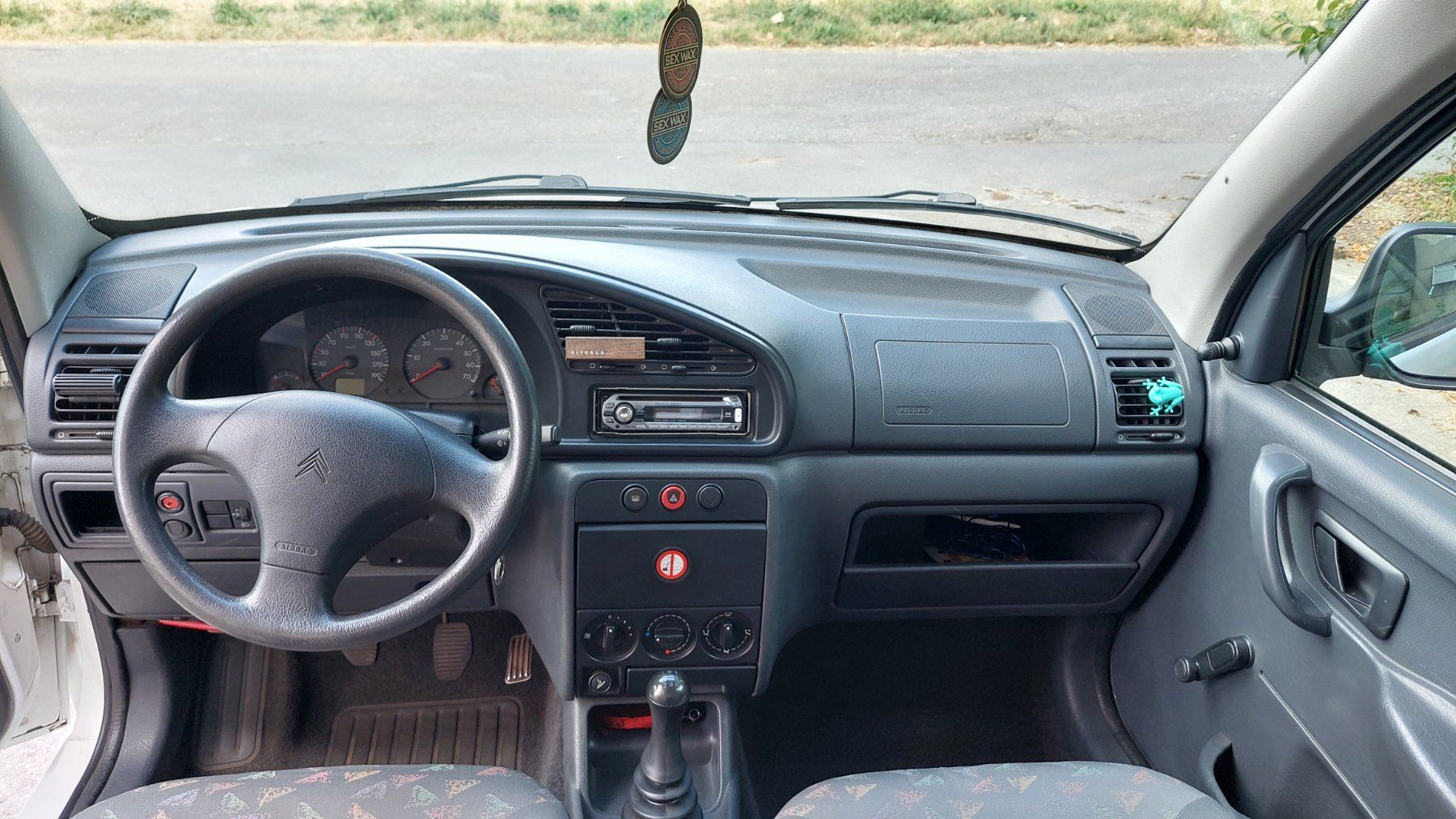 Citroën Automobili: Citroen Berlingo 1.4i – Usato da Konolfingen venduto da Sohonewyork 8