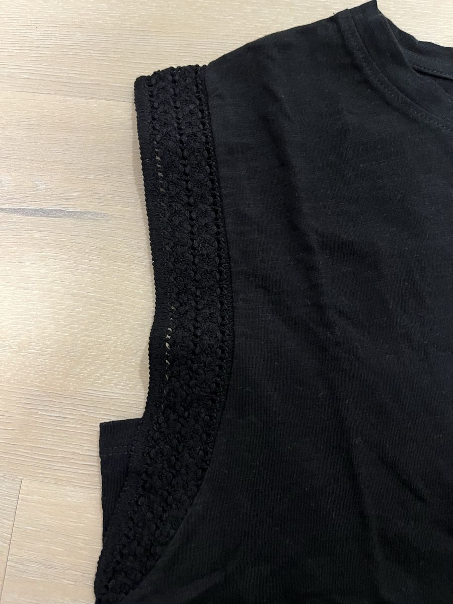 Tops: Top mit Spitzenärmeln schwarz S neu – Neuf (Voir description) à Birrwil par vanyboo 1