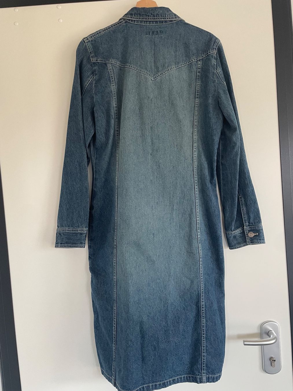 H&M Vestiti: Jeanskleid oder Mantel Hennes blau Grösse 42 – Usato da Coldrerio venduto da Theres2004 1