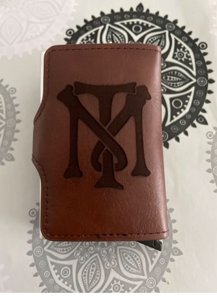 Altro in  Abbigliamento & Accessori: Cardholder Scarface – Nuovo (secondo la descrizione) da thun venduto da CrackNorris 1