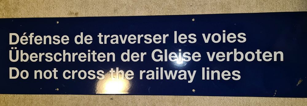 1-plaque-d-fense-de-traverser-les-voies-gebraucht-in-cortaillod-f-r