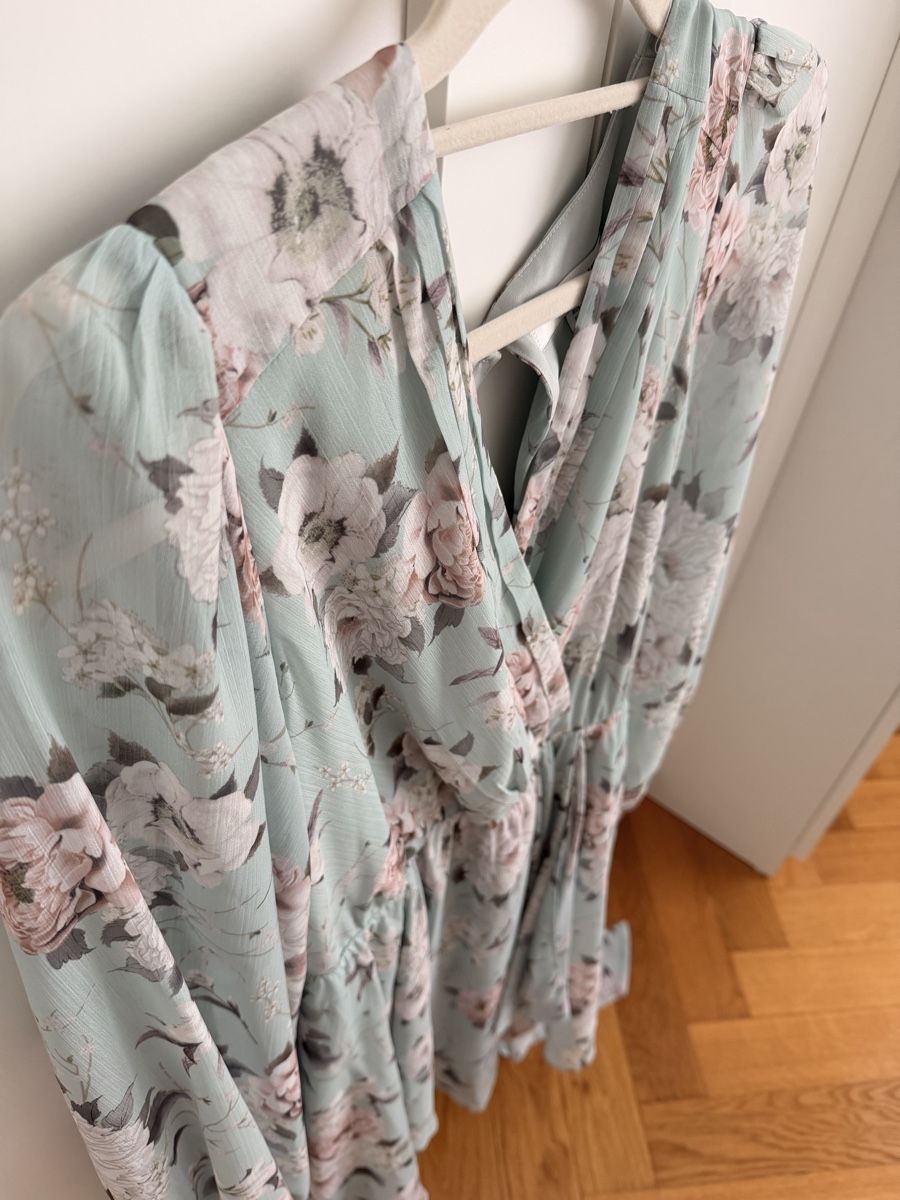 Vestiti: Robe fleurie, doublée, taille 38 – Nuovo (secondo la descrizione) da Lausanne venduto da sanout 1