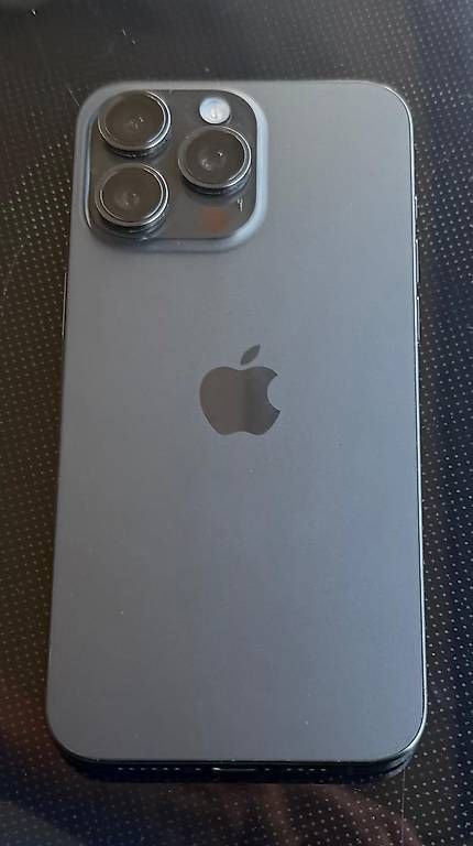 Handys / Smartphones: iPhone 15 Pro Max  Blau Titan – Gebraucht aus Zürich von iva_r6x6