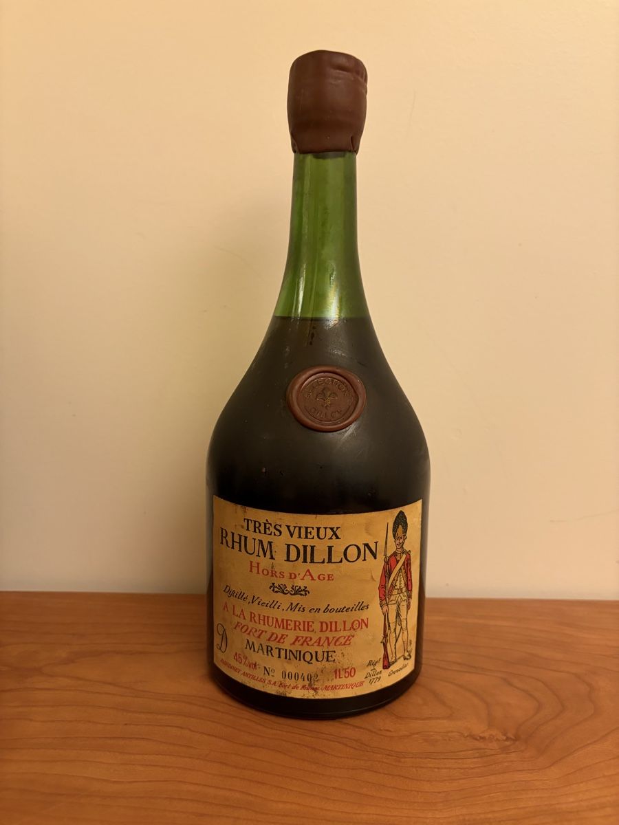 Bouteille de rhum ancien Dillon Très Vieux Hors d'Age (Gebraucht) in ...