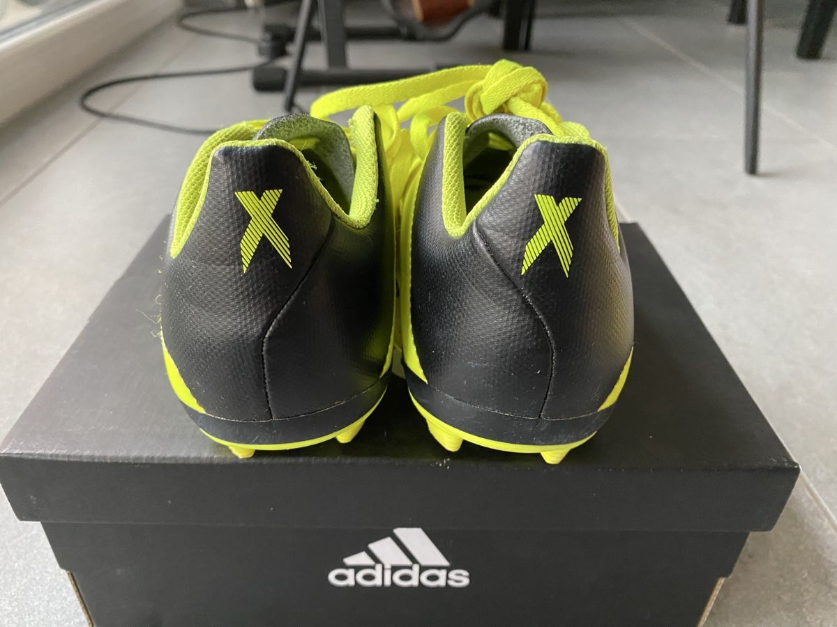 Adidas Scarpe per ragazzi: Adidas Kinder Fussballschuhe Gr.31.5 – Usato da Bauma venduto da Angel1011 4