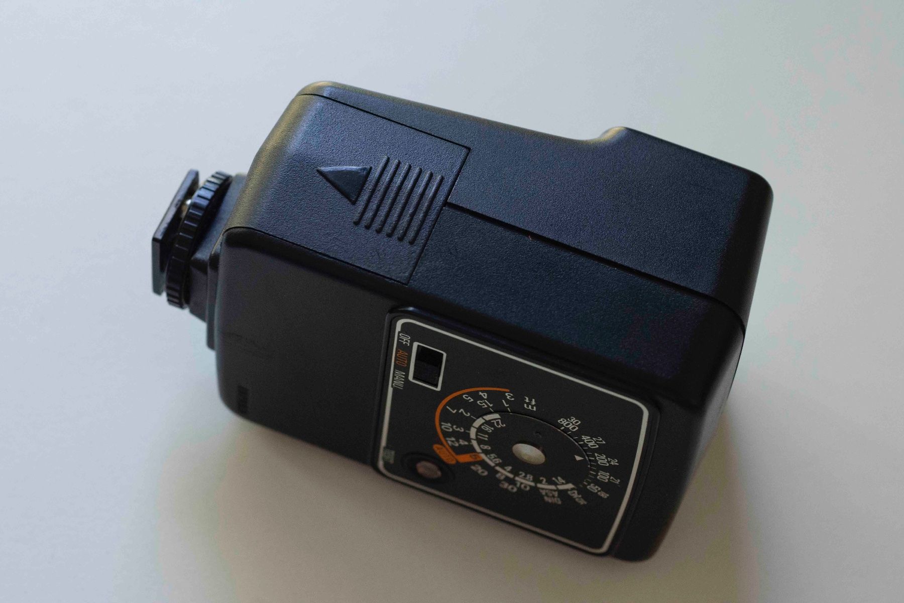 Flashs: Yashica CS-201 Blitz – D'occasion à Schwerzenbach par floridan 2