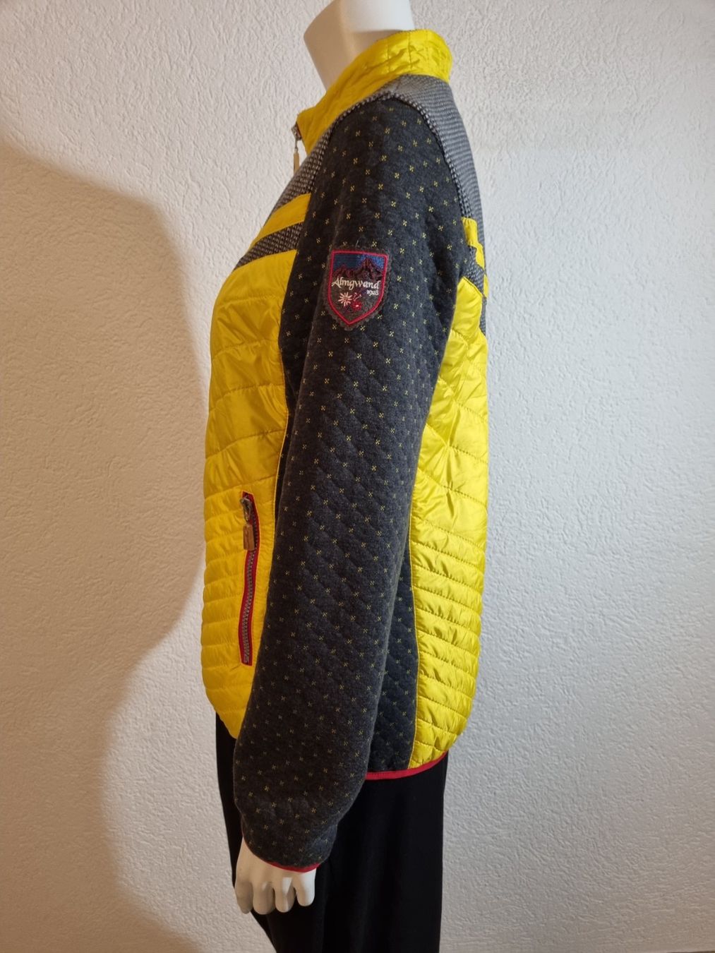 Almgwand Giacche: Almgwand Jacke Grösse 42 – Usato da Schönenwerd venduto da Chez_Mimi 1