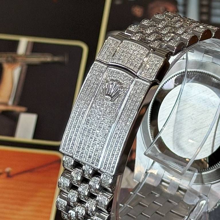 Orologi: Rolex Datejust 41mm Custom "Arabic" 126300 – Usato da Genève venduto da minty.watches 7