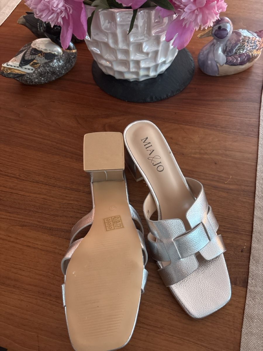 Scarpe da donna: Silberne Mia&Jo Sandalen Grösse 39 – Nuovo (secondo la descrizione) da Embrach venduto da Dmoney 2